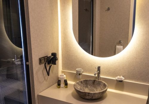 Deluxe Room2