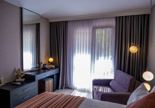 Deluxe Room3